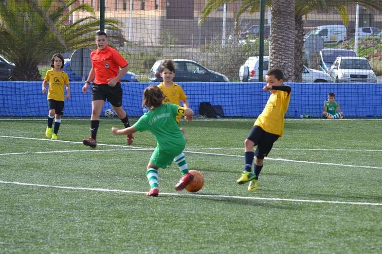 Imagen de archivo de un partido de fútbol base en Telde (Foto TA)